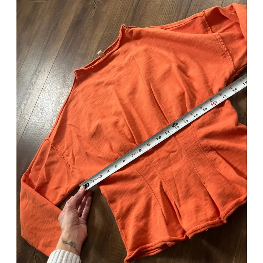 Anthropologie Pilcro gathered raw hem sweater size S
